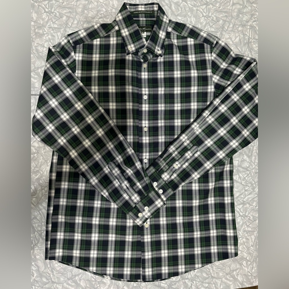 NWOT Eddie Bauer Men’s Long Sleeve Green & Blue Plaid Dress Shirt Sz M